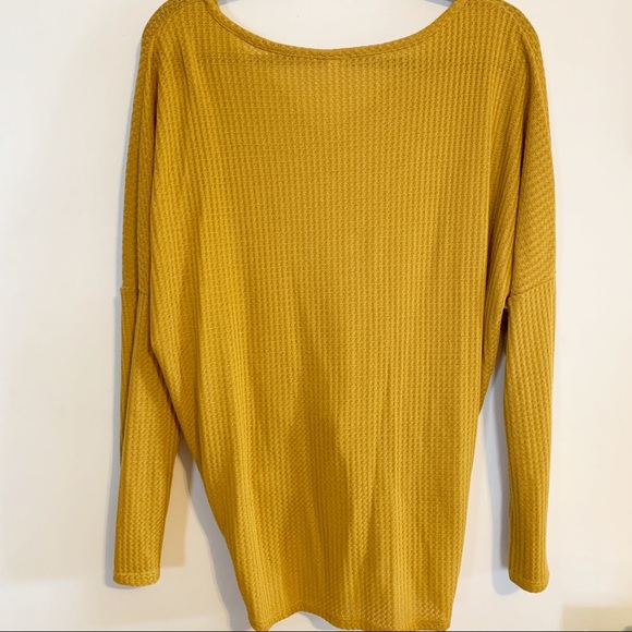 KNOTTED FRONT LONG SLEEVE MUSTARD COLOR - Picture 5 of 5